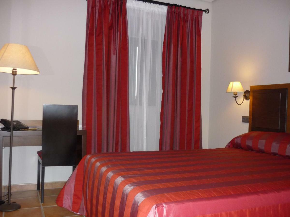 Hospederia Santuario Virgen De La Cabeza Hotel Kültér fotó